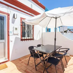 Holiday home Fisherman's House In Oldtown With Exclusive Rooftop